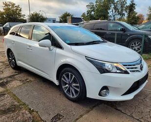 Toyota Toyota Avensis Kombi Edition*NAVI*KAMERA*SCHECKHEF Gebrauchtwagen