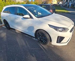 Kia Kia ceed / Ceed 1.6 GDI Plug-In Hybrid Platinum... Gebrauchtwagen