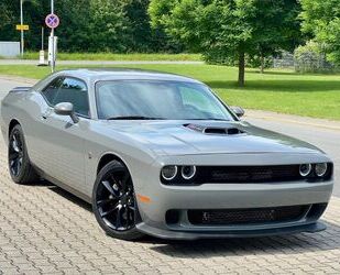 Dodge Dodge Challenger 6,4 SRT Shaker Schalt Nav Leder L Gebrauchtwagen