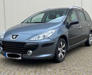 Peugeot Peugeot 307 Break/ SW SW Premium / Panoramadach Gebrauchtwagen