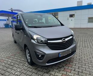 Opel Opel Vivaro Lang 9Sitzer Doppelklima Navi LED Kam Gebrauchtwagen