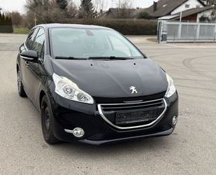 Peugeot Peugeot 208 1,6 HDI Allure 115 FAP/Sitzheizung/Bor Gebrauchtwagen