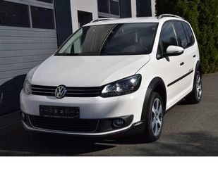 VW Volkswagen Cross Touran 2,0 TDI Bi-Xenon abn. AHK Gebrauchtwagen