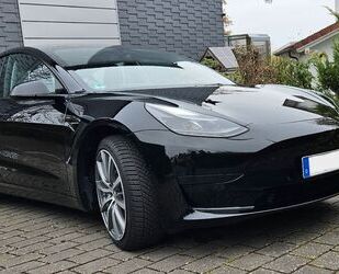 Tesla Tesla Model 3 SR Hinterradantrieb AHK Gebrauchtwagen