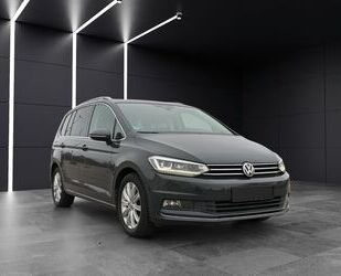 VW Volkswagen Touran DSG Highline BMT*Navi*Massage*Ka Gebrauchtwagen