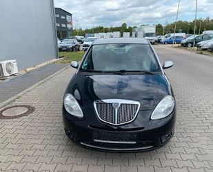 Lancia Lancia Ypsilon 1.2 8V Oro Klima Servo NEU TÜV Gebrauchtwagen