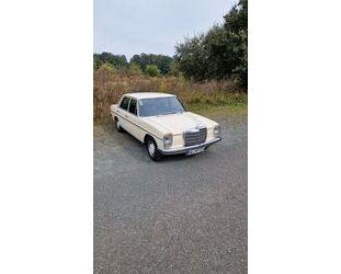 Mercedes-Benz Mercedes-Benz 220 D Gebrauchtwagen