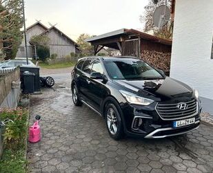 Hyundai Hyundai Grand Santa Fe blue 2.2 CRDi Premium 4WD A Gebrauchtwagen