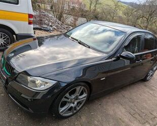 BMW BMW 320i Sportfahrwerk Original Navi 18 Zoll Tüv N Gebrauchtwagen