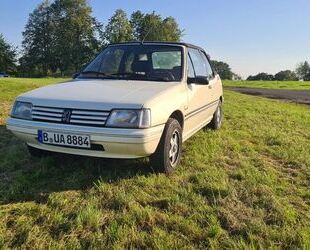 Peugeot Peugeot 205 Cabrio CJ 1,2 Pininfarina Jeans-Editio Gebrauchtwagen