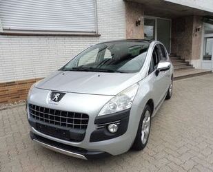 Peugeot Peugeot 3008 Allure Autom/Navi/SD Gebrauchtwagen