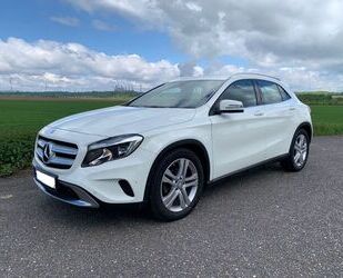 Mercedes-Benz Mercedes-Benz GLA 200 220 CDI EURO 6 NAVI KAMERA 1 Gebrauchtwagen