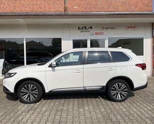 Mitsubishi Mitsubishi Outlander Diamant Edition 2WD-Automatik Gebrauchtwagen