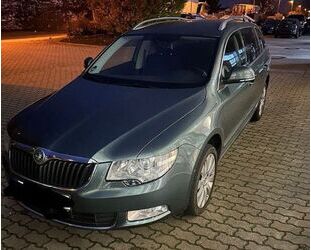 Skoda Skoda Superb 2.0 TDI 125kW 4x4 Combi 1.HD+PDC+TÜV- Gebrauchtwagen