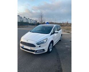 Ford Ford S-Max 2,0TDCi Bi-Turbo 154kW Vignale PShift . Gebrauchtwagen