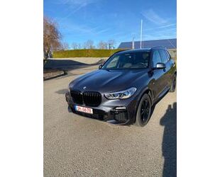 BMW BMW X5 xDrive45e -Laser/Leder/Standheizung/M-Paket Gebrauchtwagen