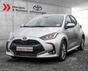 Toyota Toyota Yaris Hybrid KLIMA SHZ KAMERA ACC HUD LED Gebrauchtwagen