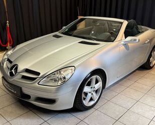 Mercedes-Benz Mercedes-Benz SLK 200 Kompressor |LEDER|XENON|1.HA Gebrauchtwagen