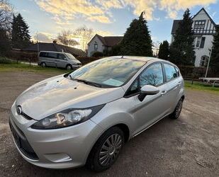 Ford Ford Fiesta *Automatik*Klima*2. Hand*AHK Gebrauchtwagen