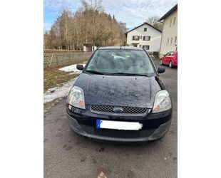 Ford Ford Fiesta 1,3 44 kW Ambiente Ambiente Gebrauchtwagen