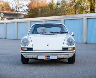 Porsche Porsche 911 2,4T Coupé erstkl. orig. Zust. + Schec Gebrauchtwagen