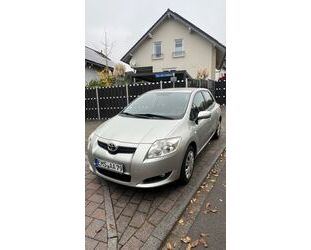 Toyota Toyota Auris 1.6 Rentner Fahrzeug Gebrauchtwagen