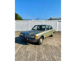 Mercedes-Benz Mercedes-Benz W123 200 (1982) Gebrauchtwagen