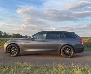 BMW BMW 320d xDrive Touring Modern Line Gebrauchtwagen