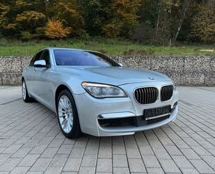 BMW BMW 750d xDrive M-Paket |HUD |ACC |KeylessGo |Voll Gebrauchtwagen