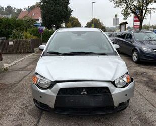 Mitsubishi Mitsubishi Colt Lim. 1.3 Intense*30.000KM*KlimaA*1 Gebrauchtwagen