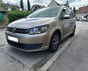 VW Volkswagen Touran 1,6 Tdi Tempomat Anhängerkupplun Gebrauchtwagen