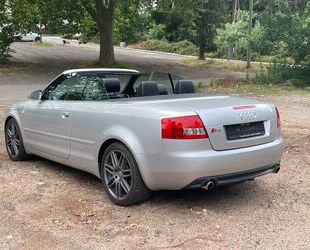 Audi Audi S4 4.2 tiptronic quattro Cabriolet Xenon Lede Gebrauchtwagen