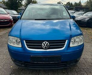 VW Volkswagen Touran Trendline *SHZ*TEMPO*AHK*7-Sitze Gebrauchtwagen