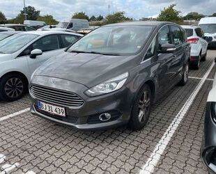 Ford Ford S-Max 1,5 EcoBoost Titanium Gebrauchtwagen