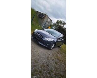 Ford Ford Focus 1,0 EcoBoost AHK Klima el.FH (Top Zusta Gebrauchtwagen