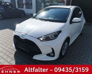 Toyota Toyota YARIS 1.5 COMFORT-TECH KAMERA+SMARTLINK+SHZ Gebrauchtwagen