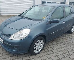 Renault Renault Clio III Privilege Gebrauchtwagen