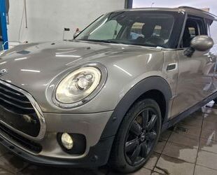 Mini MINI Cooper Clubman Chili Navi Leder LED Harman-Ka Gebrauchtwagen