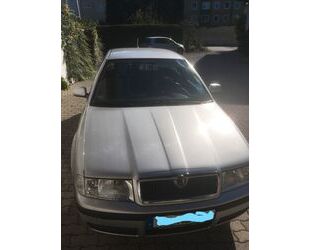 Skoda Skoda Octavia 1.6 l Limousine Gebrauchtwagen