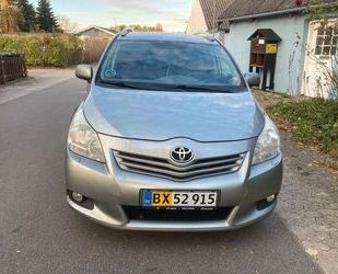 Toyota Toyota Verso 2.0l D-4D Executive Gebrauchtwagen