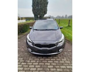 Kia Kia ceed / Ceed 1.4 CVVT FIFA World Cup Edition Gebrauchtwagen