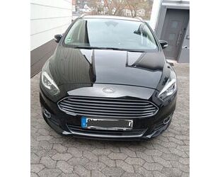 Ford Ford S-Max 2,0TDCi Bi-Turbo 154kW Titanium PShift. Gebrauchtwagen