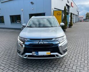 Mitsubishi Mitsubishi Outlander PHEV Plus Spirit*ALLRAD*SHZ*L Gebrauchtwagen