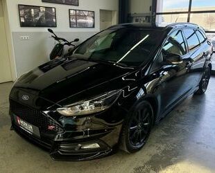 Ford Ford Focus Turnier ST 2.0 TDCI/Navi/Recaro-Leder/K Gebrauchtwagen