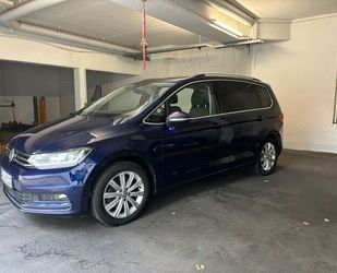 VW Volkswagen Touran Highline*NAVI-Touch*DSG*PDC*SHZ* Gebrauchtwagen