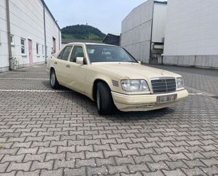 Mercedes-Benz Mercedes-Benz E 250 DIESEL Taxi W124 Gebrauchtwagen