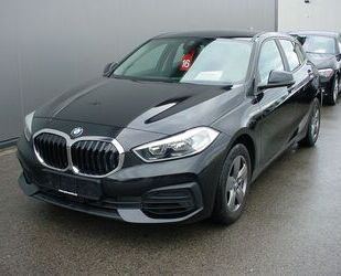 BMW BMW 118i*NAVI*AUTOMATIC*PDC vorn und hinten* Gebrauchtwagen