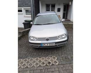 VW Volkswagen Golf 1.6 Standard Gebrauchtwagen