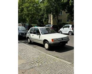 Peugeot Peugeot 205 Junior, H-Gutachten, sehr guter Zustan Gebrauchtwagen