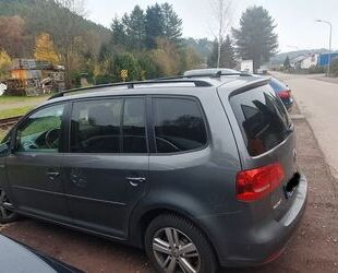 VW Volkswagen Touran 1.6 TDI LIFE LIFE Gebrauchtwagen